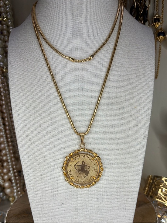 Jewelry - Vintage Sagittarius Medallion Necklace Gold Tone Horoscope Astrology Zodiac Sign